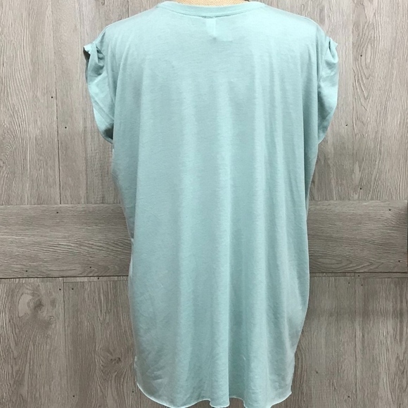 B2B Sage Distressed Anchor Muscle Tee BB747 - Picture 2 of 4